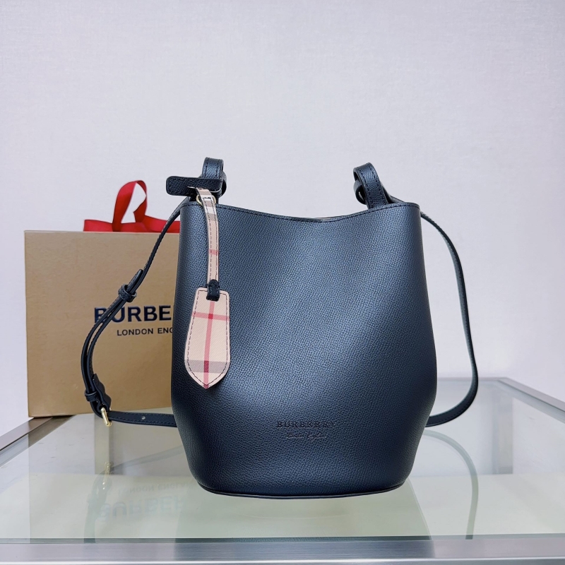 Bv*b*rry hobo bags